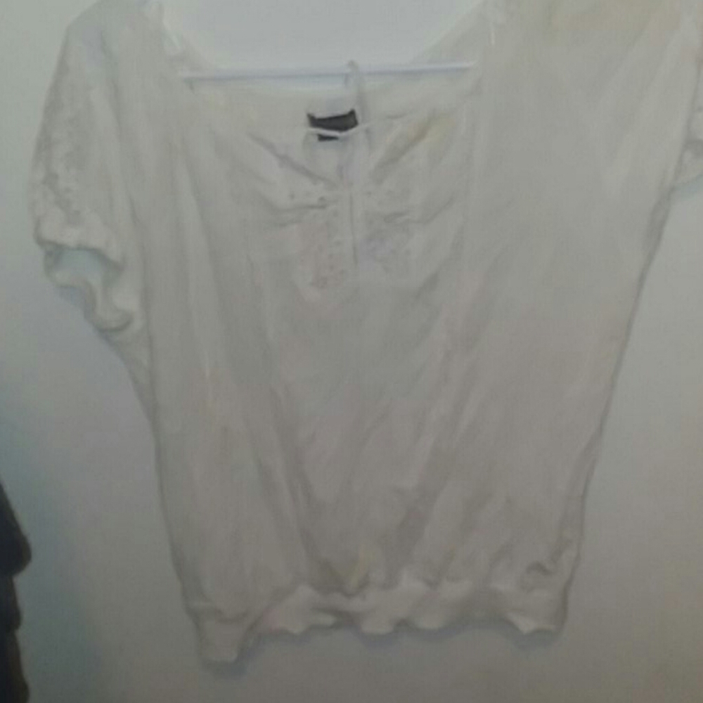 White short with less
